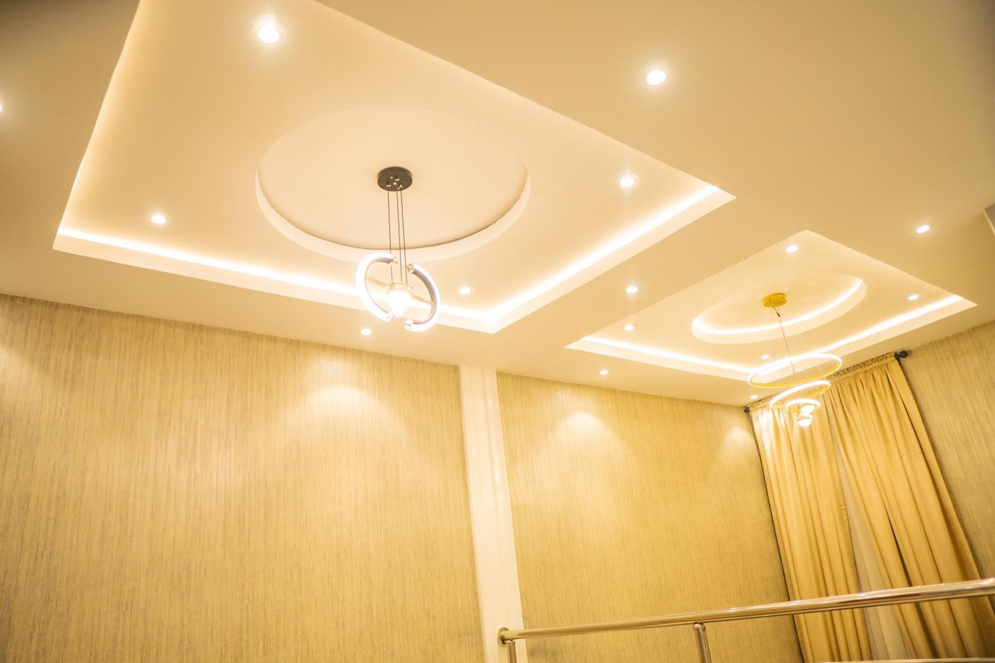 Ojaja Suites By Perennia Akure Ngoại thất bức ảnh